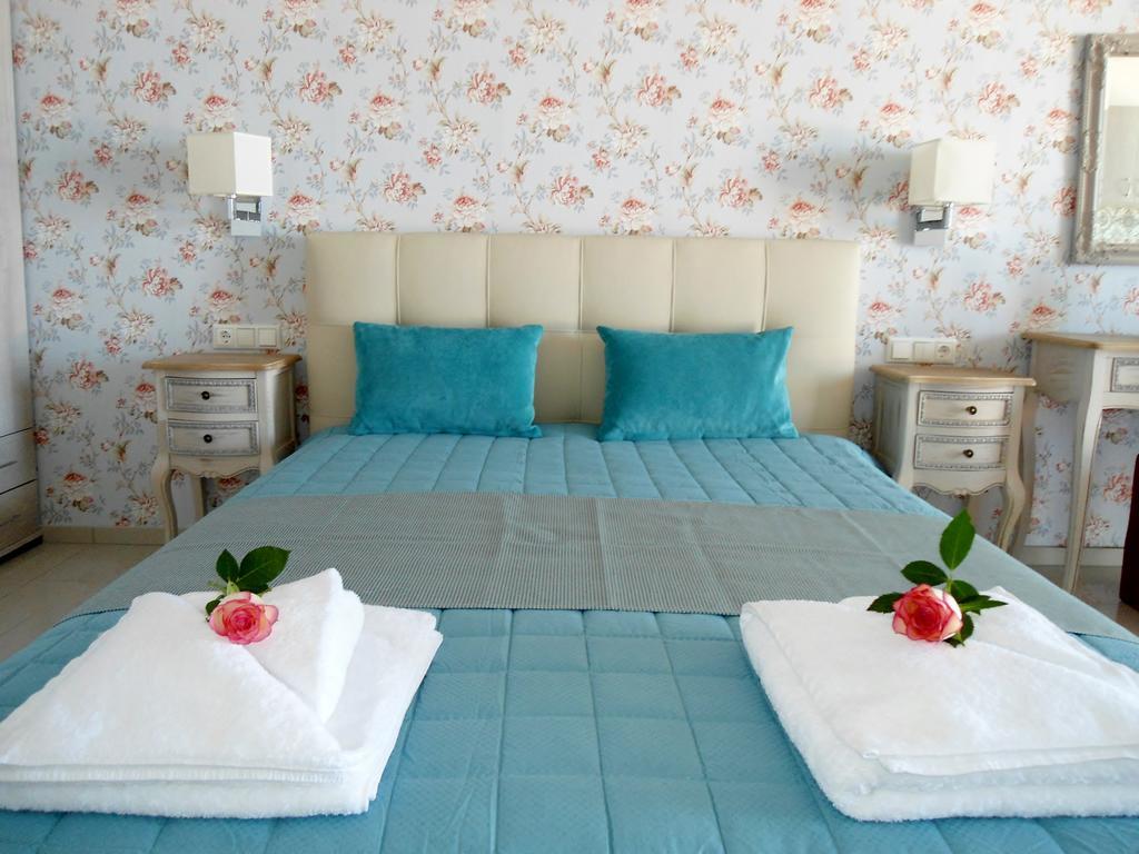 Petrakis Sunset Apartamento Palaiochora Exterior foto