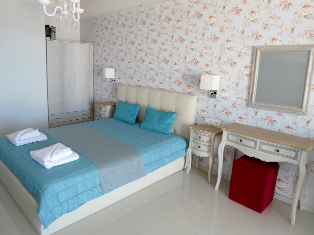 Petrakis Sunset Apartamento Palaiochora Exterior foto