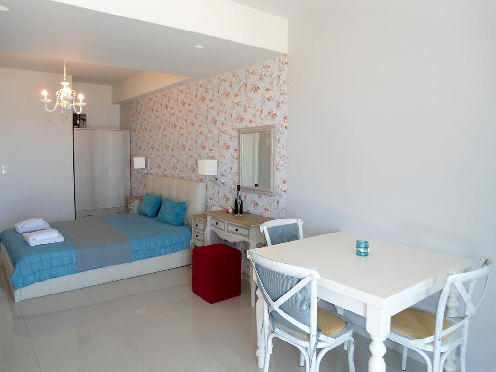Petrakis Sunset Apartamento Palaiochora Exterior foto